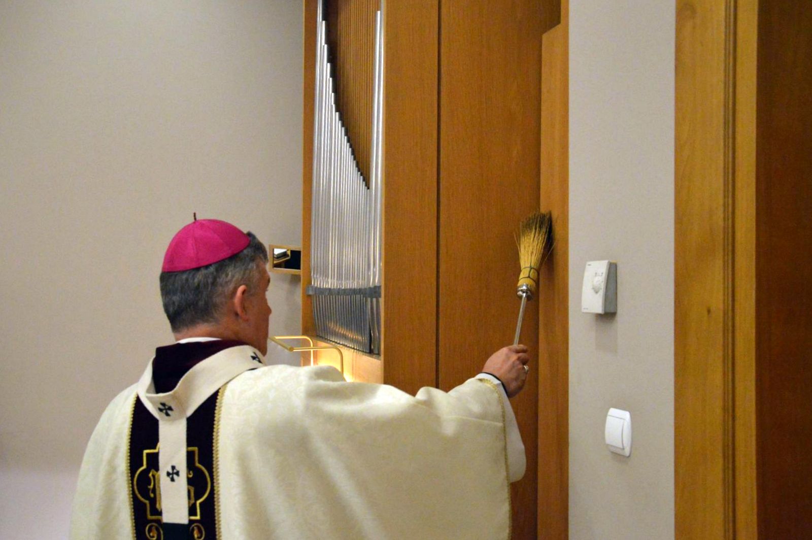 Poświęcenie i wybudzenie organów